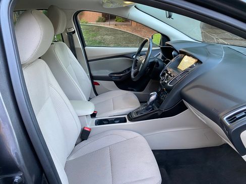 Used 2016 Ford Focus Electric Hatchback image 52