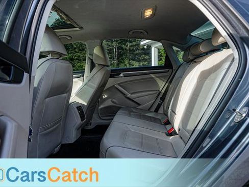 Used 2018 Volkswagen Passat 2.0T SE image 23