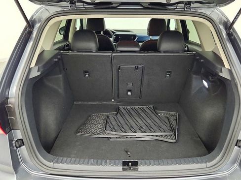 Used 2024 Volkswagen Taos SE image 21