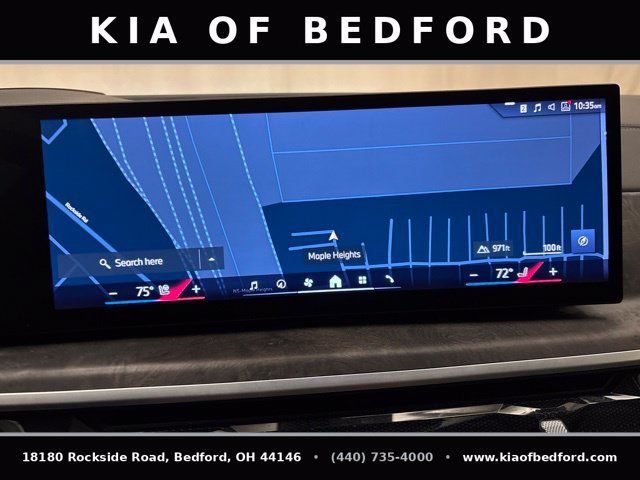 Used 2024 BMW X5 xDrive40i w/ Parking Assistance Package AWD/4WD image 21