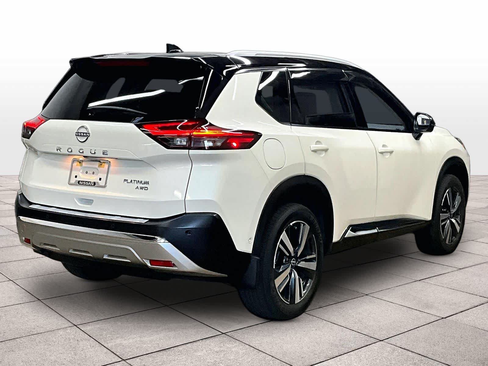 Used 2023 Nissan Rogue Platinum w/ Platinum Premium Package AWD/4WD image 15