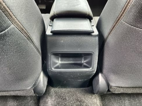Used 2019 Toyota Corolla SE FWD image 22
