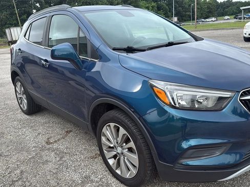 Used 2020 Buick Encore Preferred AWD/4WD image 8