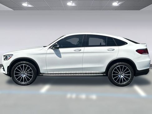 Used 2021 Mercedes-Benz GLC 300 4MATIC Coupe image 2