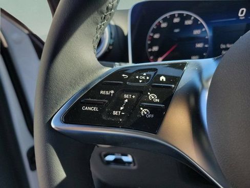 Certified 2026 Mercedes-Benz GLC 300 image 20