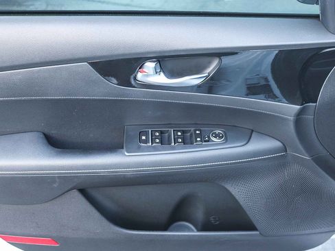 Used 2023 Kia Forte GT-Line w/ GT-Line Technology Package image 21