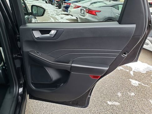 Certified 2021 Ford Escape SE image 17