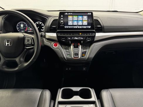 Used 2025 Honda Odyssey EX-L image 16