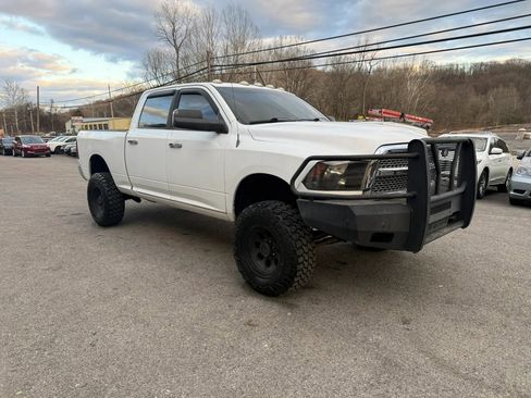 Used 2011 RAM 2500 Big Horn image 3