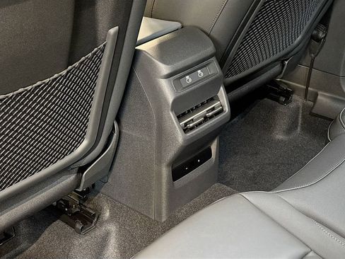 New 2026 Audi Q3 quattro 2.0T AWD/4WD image 17