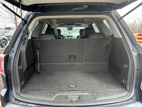 Used 2015 GMC Acadia SLT w/ Open Road Package image 4