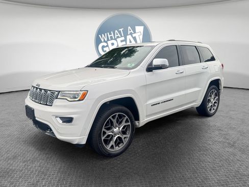 Used 2020 Jeep Grand Cherokee Overland AWD/4WD image 8
