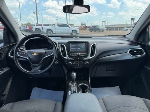 Used 2018 Chevrolet Equinox LT AWD/4WD image 6