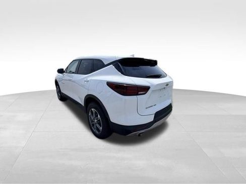 Certified 2025 Chevrolet Blazer LT AWD/4WD image 4