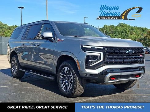 Used 2025 Chevrolet Suburban Z71 AWD/4WD image 1