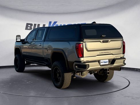 Used 2024 GMC Sierra 2500 Denali Ultimate image 3