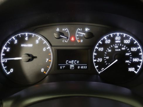 Used 2014 Nissan Sentra S image 32