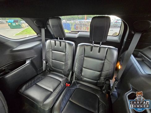 Used 2018 Ford Explorer Platinum AWD/4WD image 43