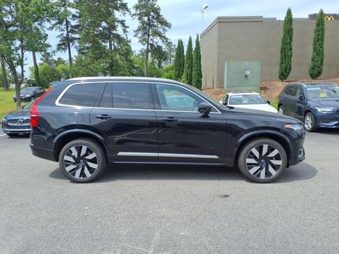 Used 2024 Volvo XC90 T8 Ultimate image 2