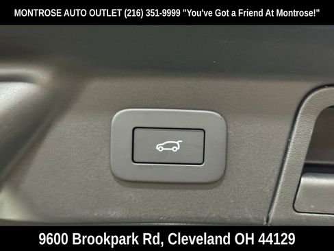 New 2026 Land Rover Range Rover Velar Dynamic SE image 40