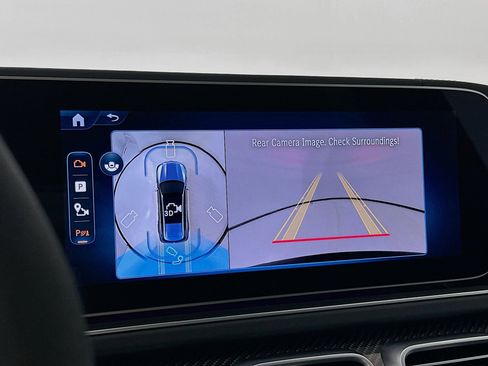 Used 2025 Mercedes-Benz GLS 63 AMG 4MATIC image 15