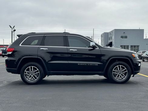 Used 2022 Jeep Grand Cherokee Limited image 8