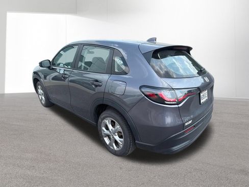 Used 2023 Honda HR-V LX image 4