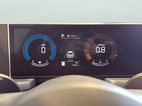Used 2026 Hyundai Sonata SEL FWD image 14