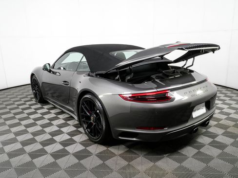 Certified 2018 Porsche 911 Carrera GTS RWD image 31