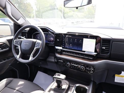 New 2026 Chevrolet Silverado 1500 LT Trail Boss w/ LT Trail Boss Premium Package AWD/4WD image 31