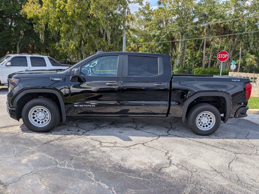 Certified 2025 GMC Sierra 1500 Pro w/ Graphite Edition AWD/4WD image 7