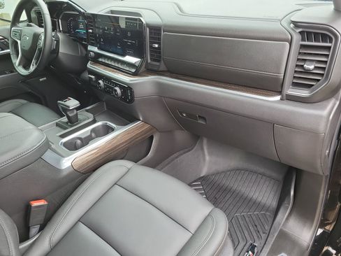 Certified 2026 Chevrolet Silverado 1500 LT Trail Boss w/ Convenience Package II AWD/4WD image 29