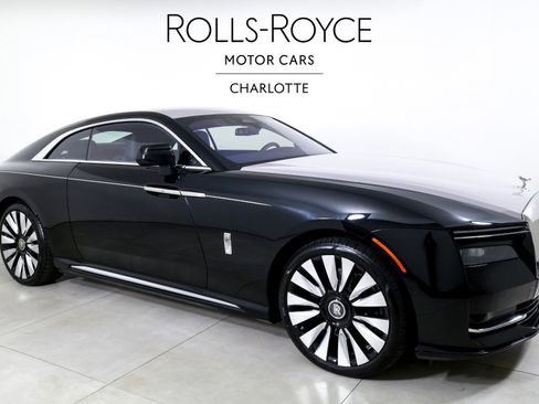 Used 2025 Rolls-Royce Spectre w/ Spectre Launch Package image 5