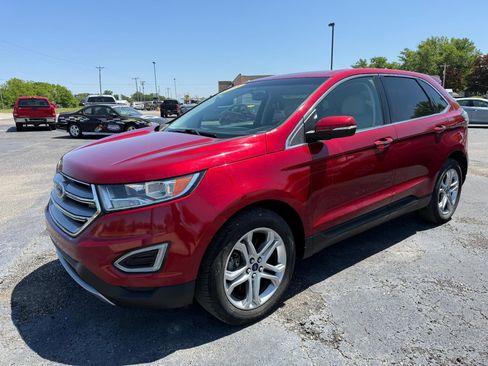 Used 2018 Ford Edge Titanium w/ Technology Package AWD/4WD image 2