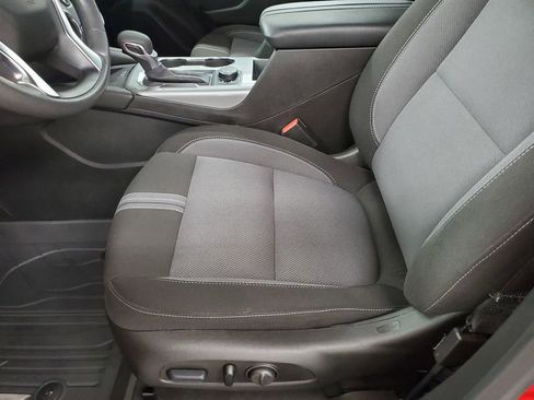 Used 2024 Chevrolet Blazer LT w/ Convenience Package image 11