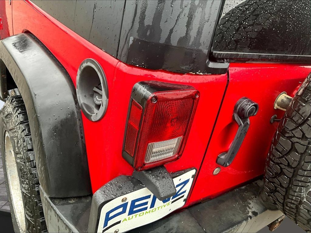 Used 2011 Jeep Wrangler Sport AWD/4WD image 24