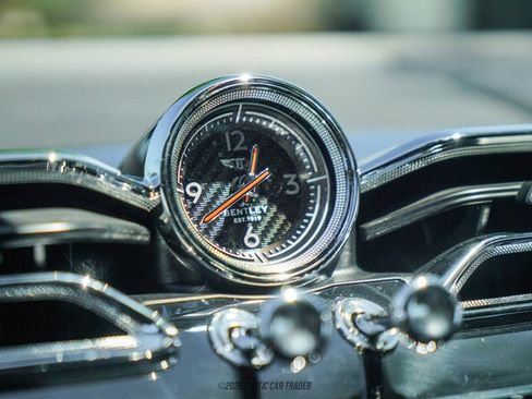 Used 2021 Bentley Bentayga image 50