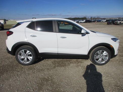 New 2026 Buick Encore GX Preferred image 3