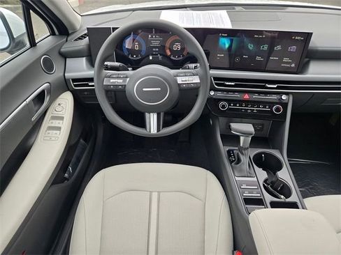 New 2026 Hyundai Sonata SE image 14
