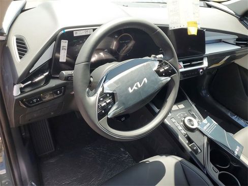 New 2025 Kia Niro Wind w/ Wind Preserve Package image 20