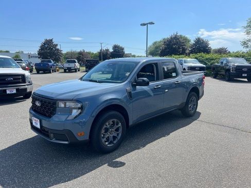 New 2025 Ford Maverick XLT w/ XLT Luxury Package image 3