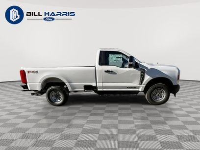 New 2026 Ford F250 XL w/ FX4 Off-Road Package