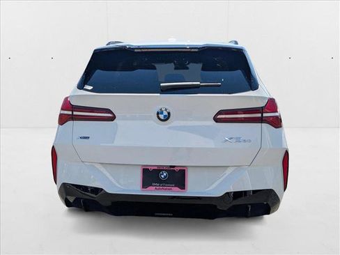 Used 2025 BMW X3 xDrive30i w/ Premium Package image 7