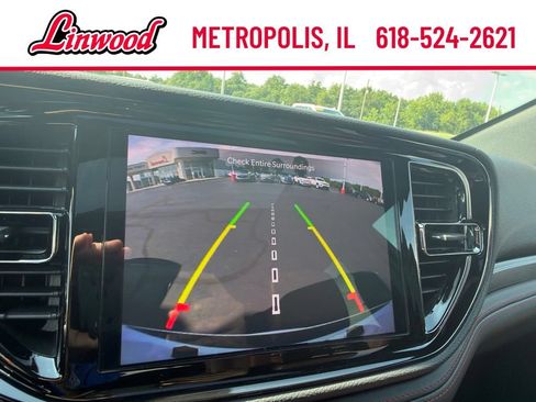 Used 2025 Dodge Durango R/T AWD/4WD image 32