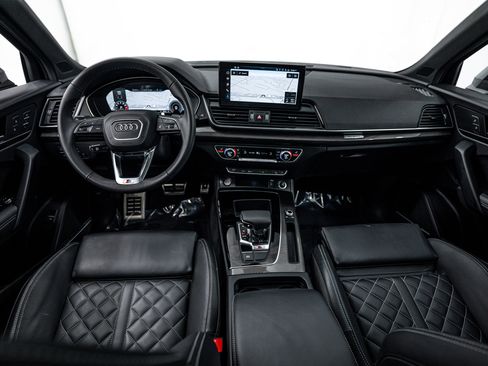Certified 2025 Audi SQ5 Premium Plus w/ Premium Plus Package image 8