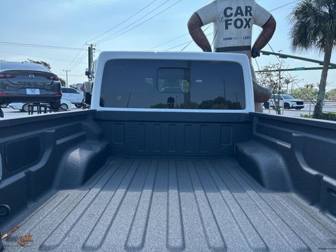 New 2026 Jeep Gladiator Mojave image 34