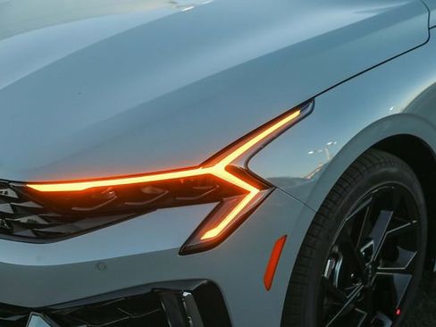 New 2026 Kia K5 GT-Line image 5