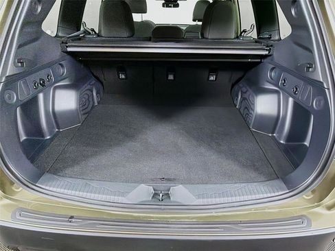 Used 2026 Subaru Forester Premium image 26