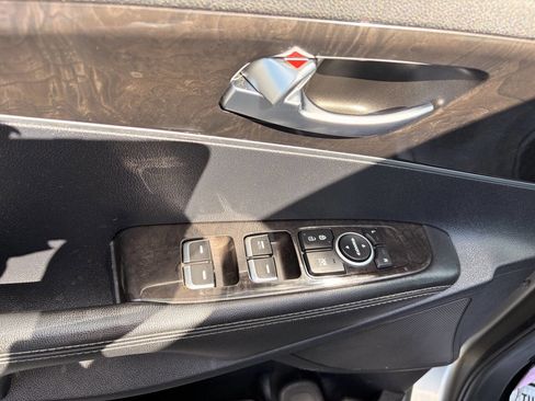 Used 2016 Kia Sorento FWD w/ LX Convenience Package image 12