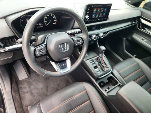 Used 2024 Honda CR-V Sport Touring image 2